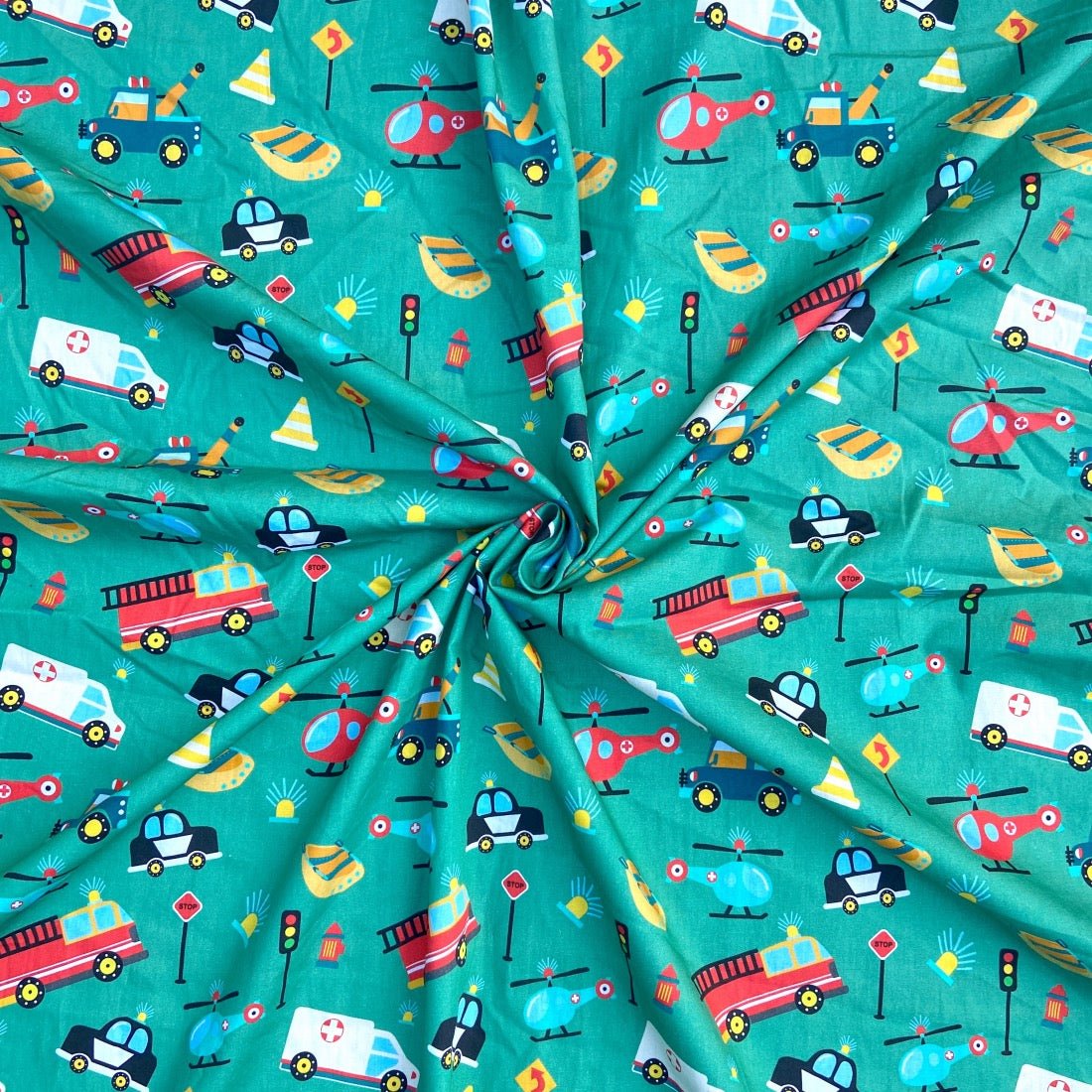 Speeding Vehicles cotton fabric for car-themed night suits, boys’ pajamas and fun sleepwear.